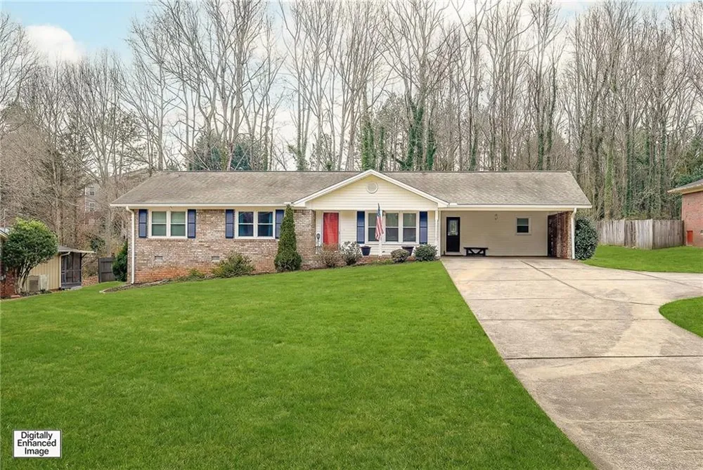 3047 Saint Charles Avenue