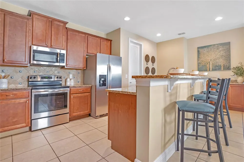 631 LASSO DRIVE Kissimmee, FL 34747