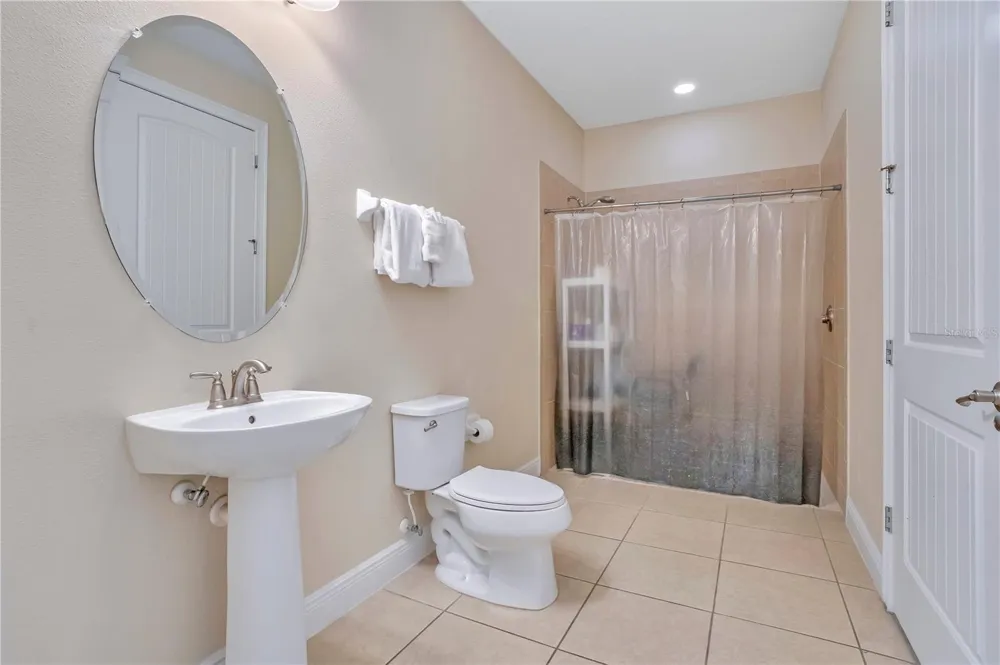 631 LASSO DRIVE Kissimmee, FL 34747