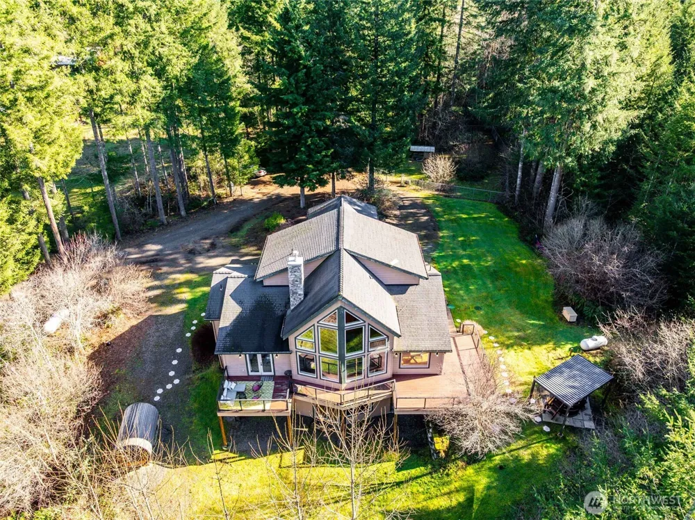 340 Arrowhead Road Ariel, WA 98603
