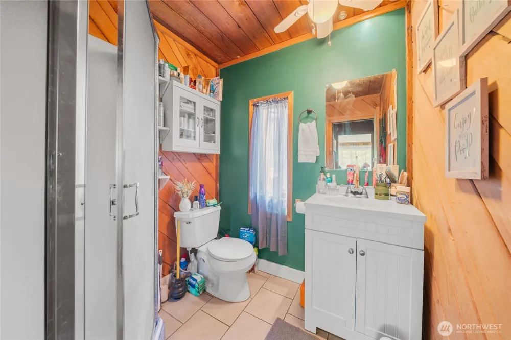 340 Arrowhead Road Ariel, WA 98603