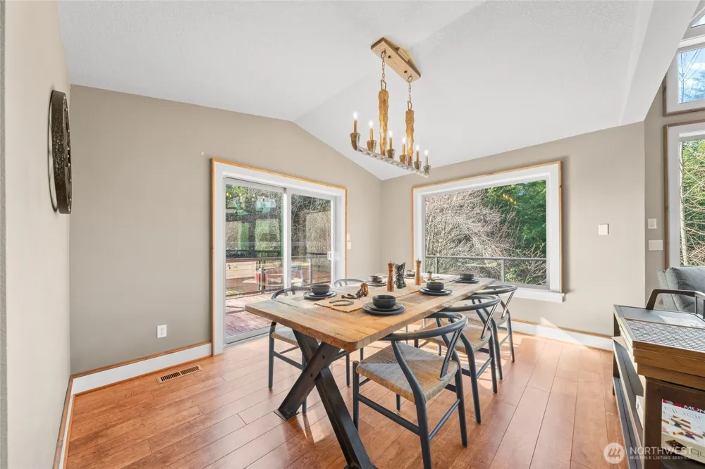 340 Arrowhead Road Ariel, WA 98603