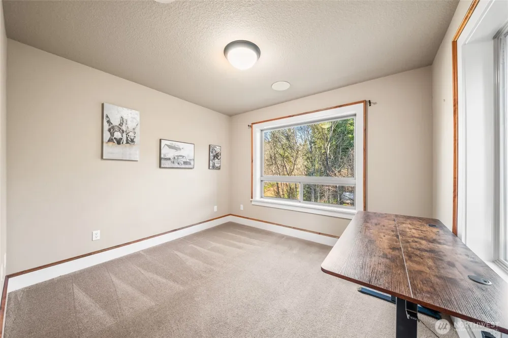 340 Arrowhead Road Ariel, WA 98603
