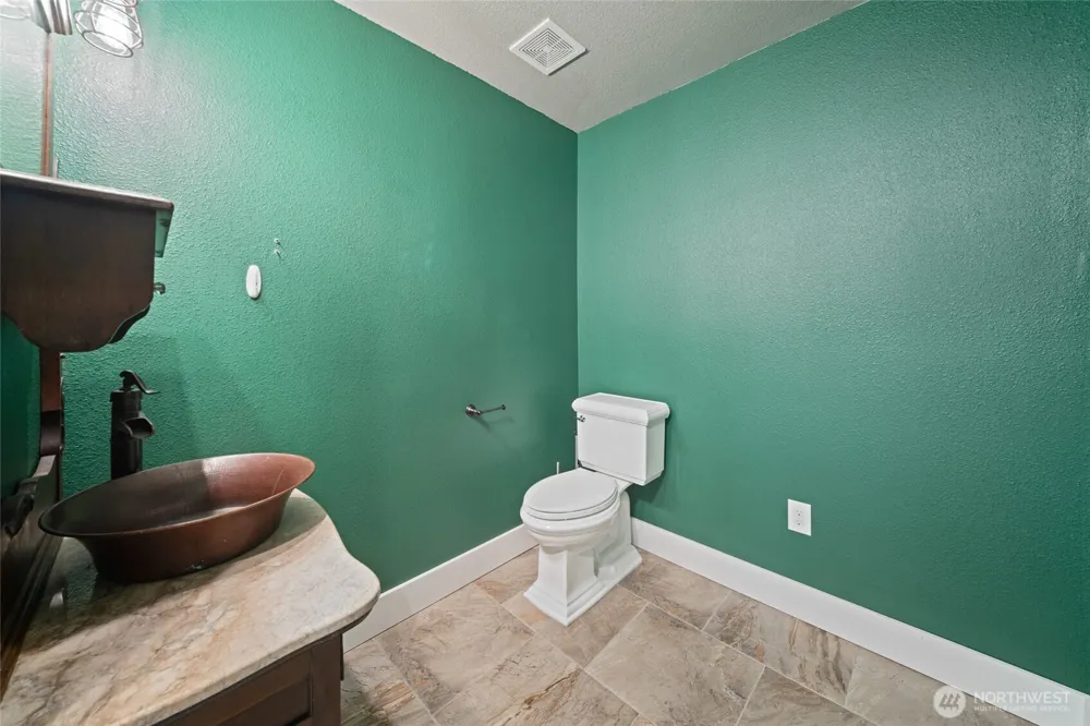 340 Arrowhead Road Ariel, WA 98603