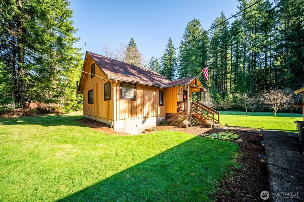 340 Arrowhead Road Ariel, WA 98603