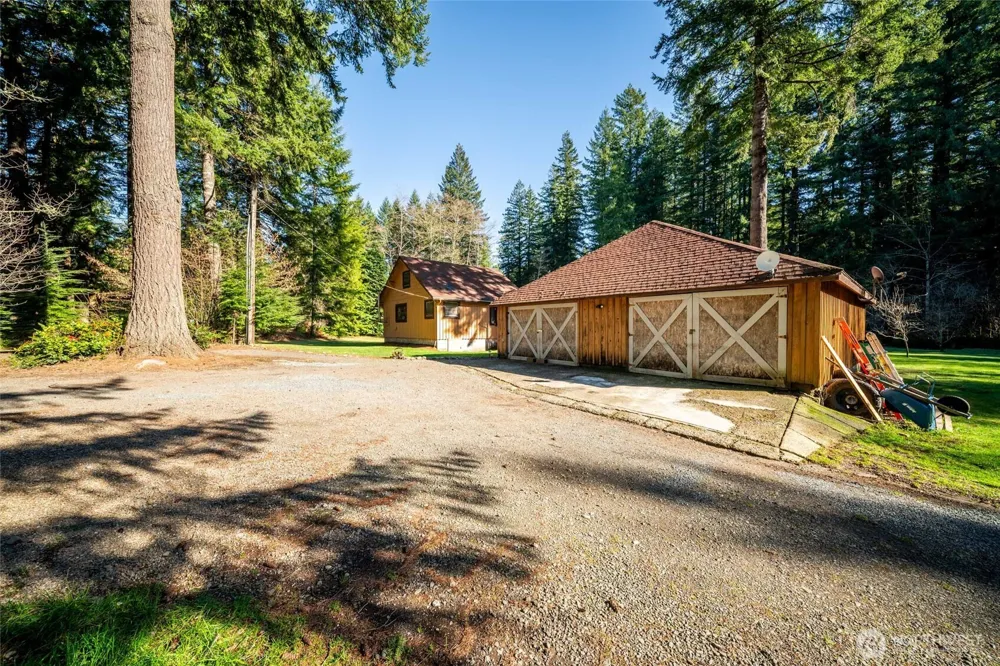 340 Arrowhead Road Ariel, WA 98603