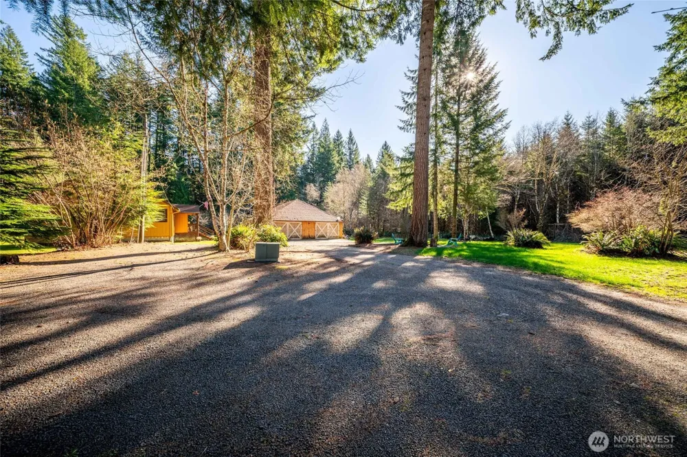 340 Arrowhead Road Ariel, WA 98603