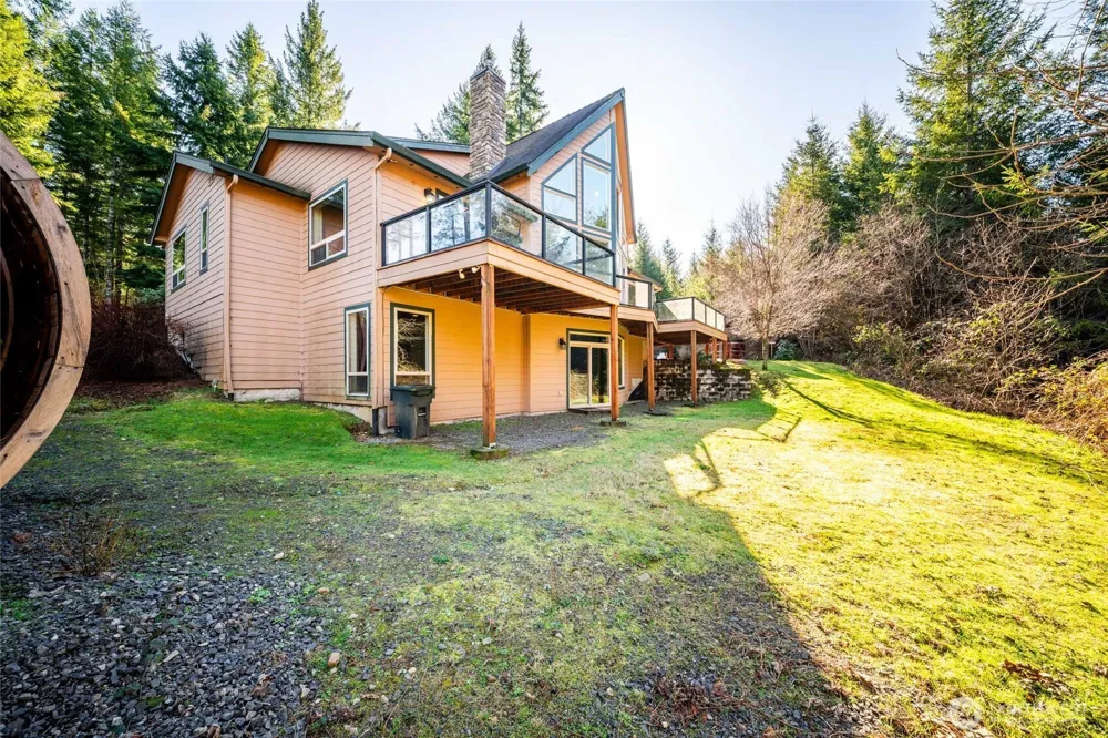 340 Arrowhead Road Ariel, WA 98603
