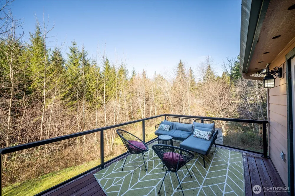 340 Arrowhead Road Ariel, WA 98603