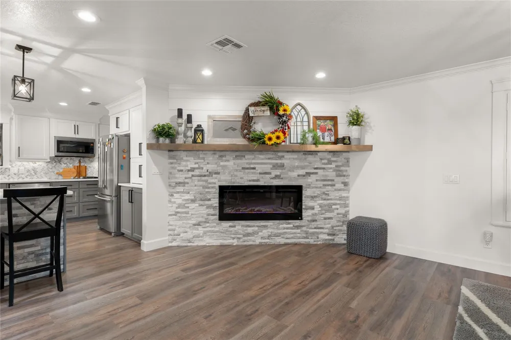 3120 Us Highway 77-A S Hallettsville, TX 77964