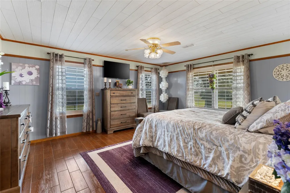 3120 Us Highway 77-A S Hallettsville, TX 77964