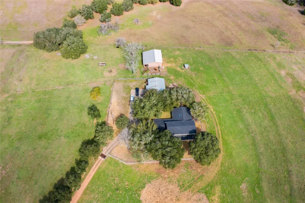 3120 Us Highway 77-A S Hallettsville, TX 77964