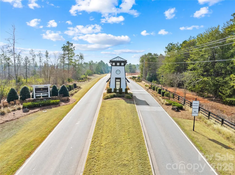 10129 Lakeshore Drive Lancaster, SC 29720