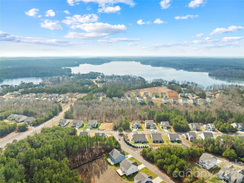 10129 Lakeshore Drive Lancaster, SC 29720