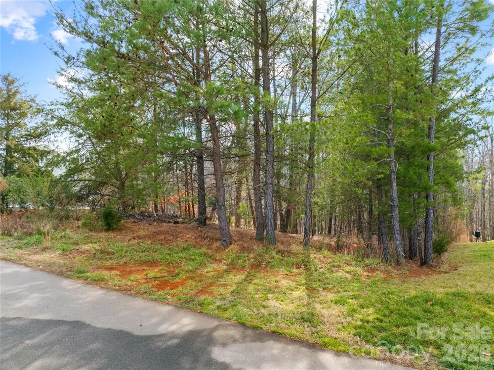10129 Lakeshore Drive Lancaster, SC 29720