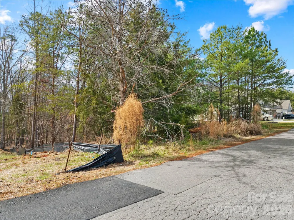 10129 Lakeshore Drive Lancaster, SC 29720