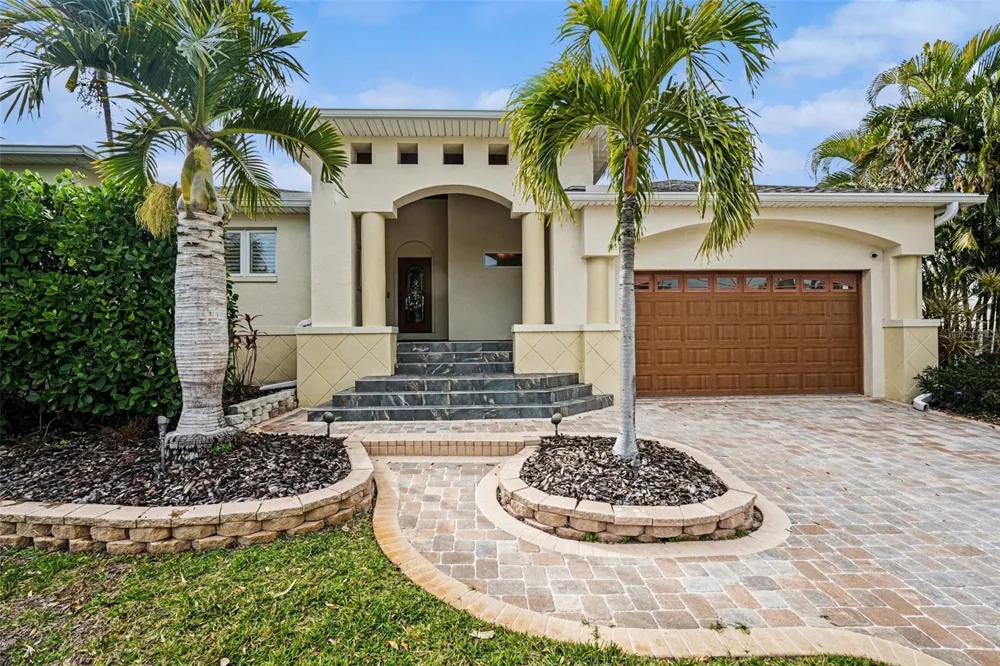 840 3RD AVENUE S Tierra Verde, FL 33715