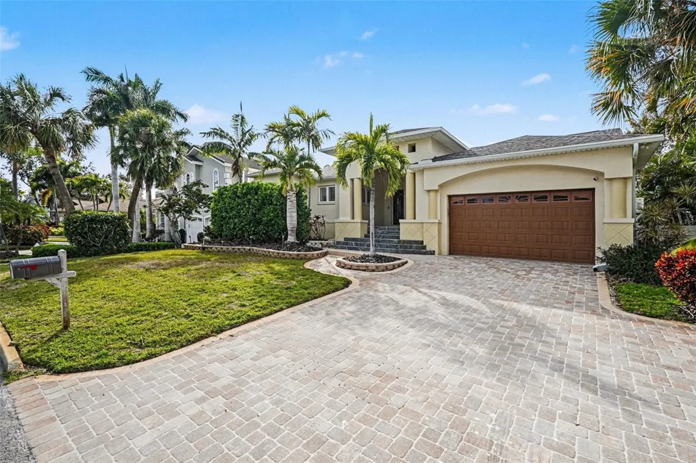 840 3RD AVENUE S Tierra Verde, FL 33715