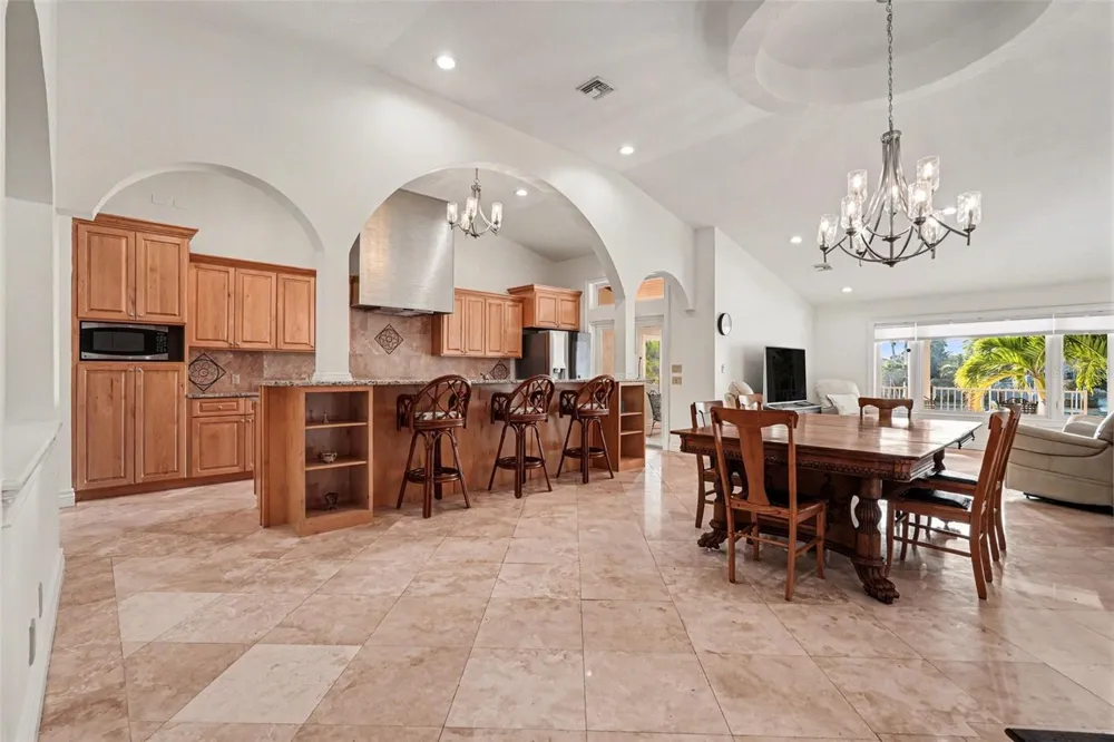 840 3RD AVENUE S Tierra Verde, FL 33715