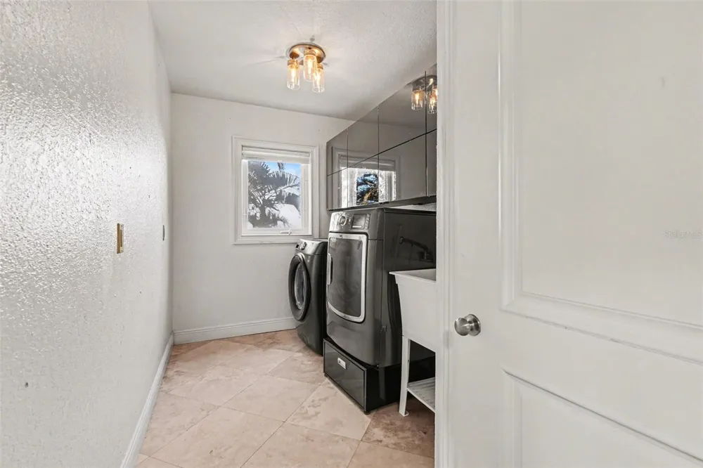 840 3RD AVENUE S Tierra Verde, FL 33715