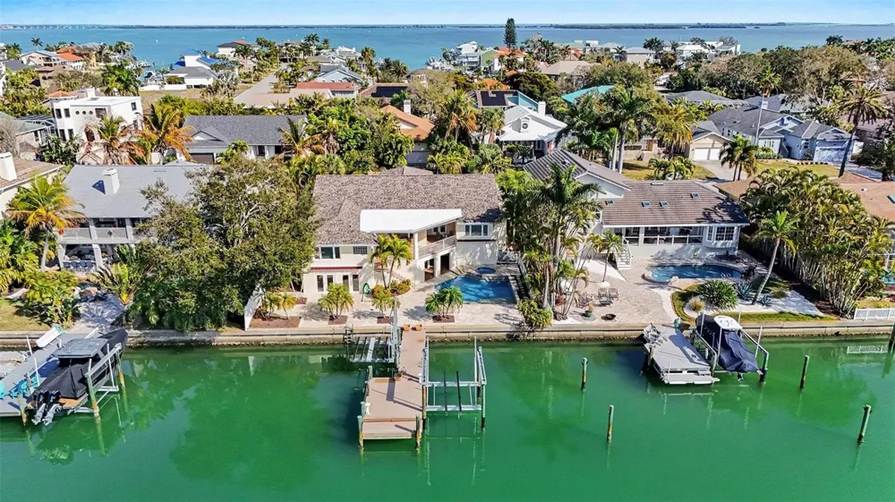 840 3RD AVENUE S Tierra Verde, FL 33715