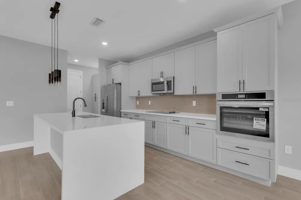 1821 MISSOURI ROAD NW Palm Bay, FL 32907