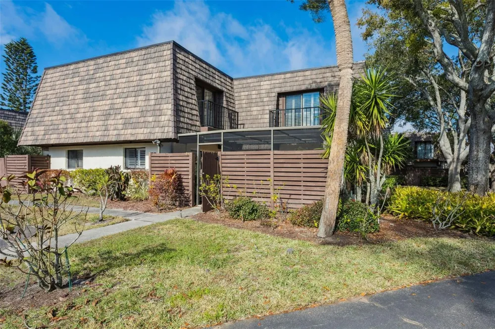 15338 E POND WOODS DRIVE #15338