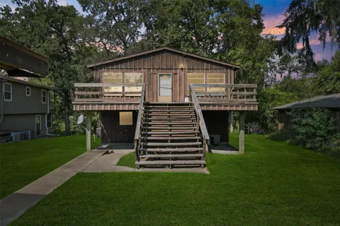 14 Walker Trail