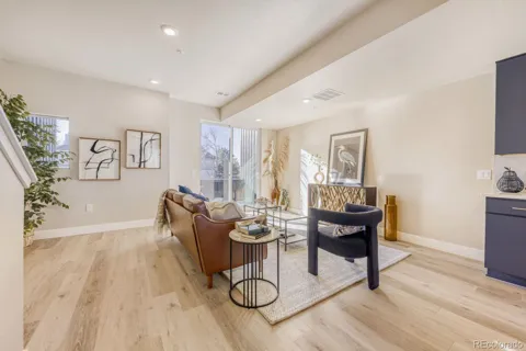 9195 Pierce Street #3