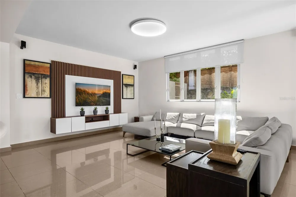 #1 LOS LAGOS Humacao, PR 00791