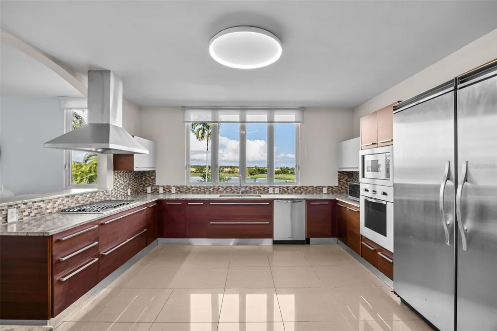 #1 LOS LAGOS Humacao, PR 00791