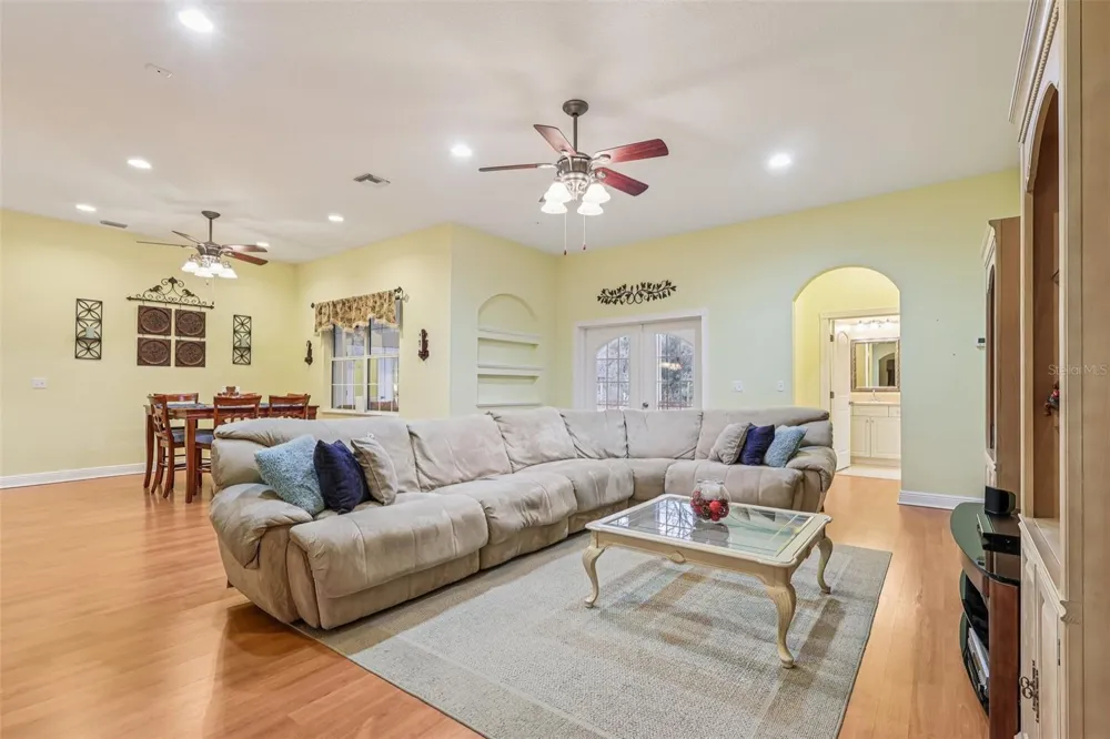 30342 VITEX AVENUE Eustis, FL 32736