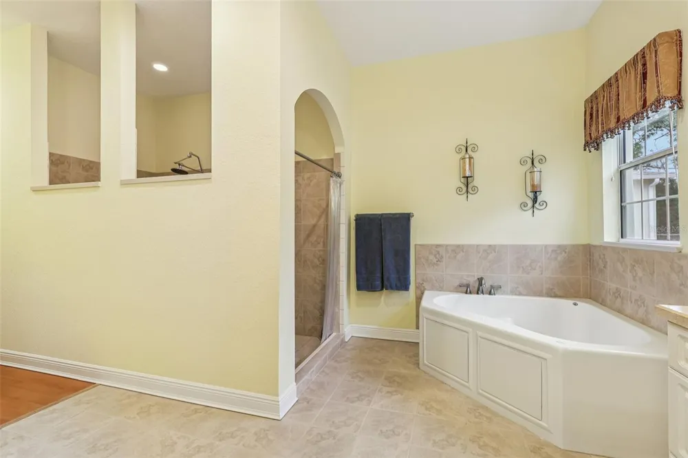 30342 VITEX AVENUE Eustis, FL 32736