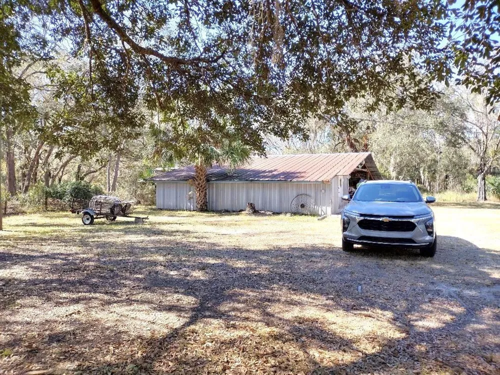 1916 LAUREL AVENUE Bunnell, FL 32110