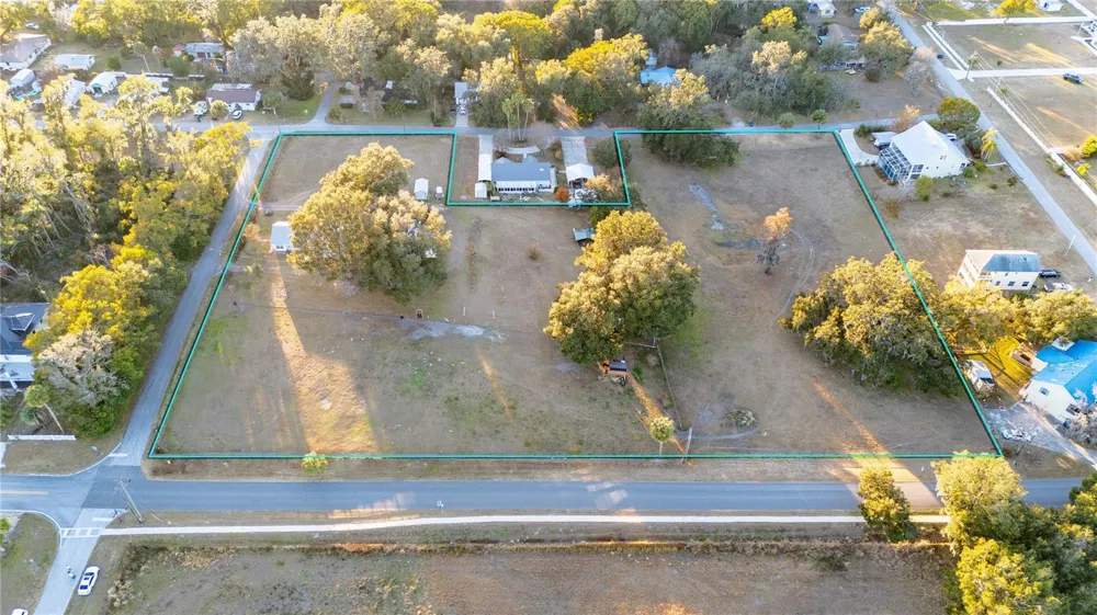 32935 JESSE JONES AVENUE San Antonio, FL 33576