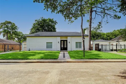 10118 Briar Rose Drive
