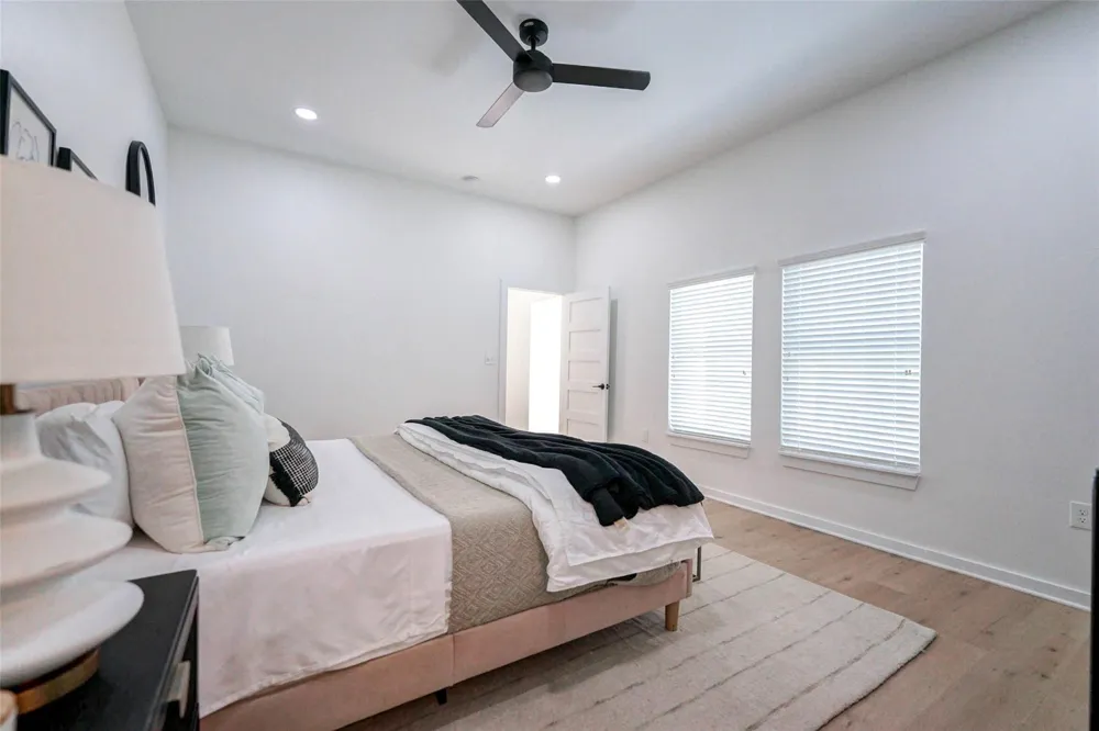10118 Briar Rose Drive Houston, TX 77042