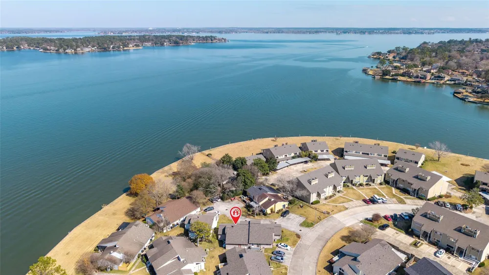 17 April Point Drive