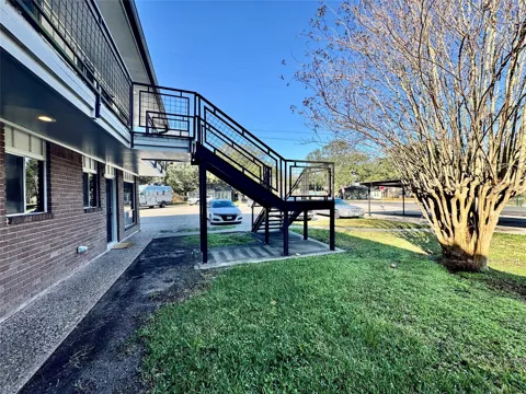 2201 North Grand Boulevard #11