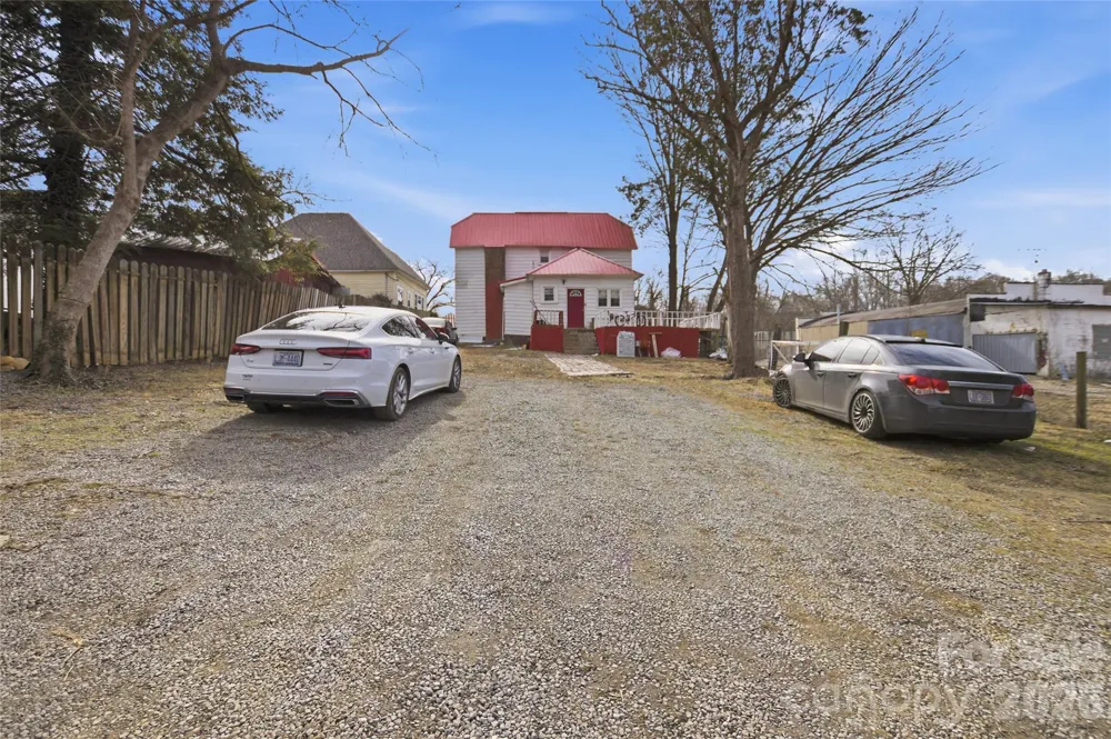 1212 S Salisbury Avenue Spencer, NC 28159