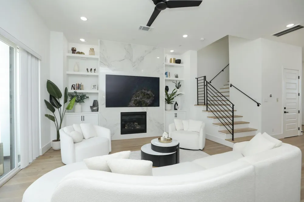 5704 Fairdale Lane #B