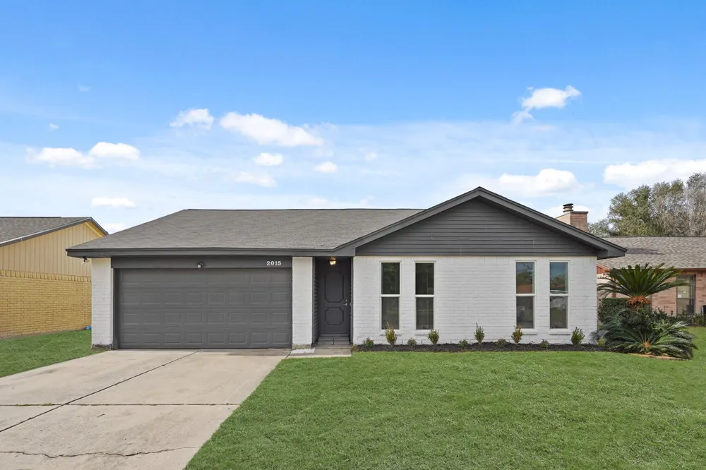 2015 Ridge Hollow Drive