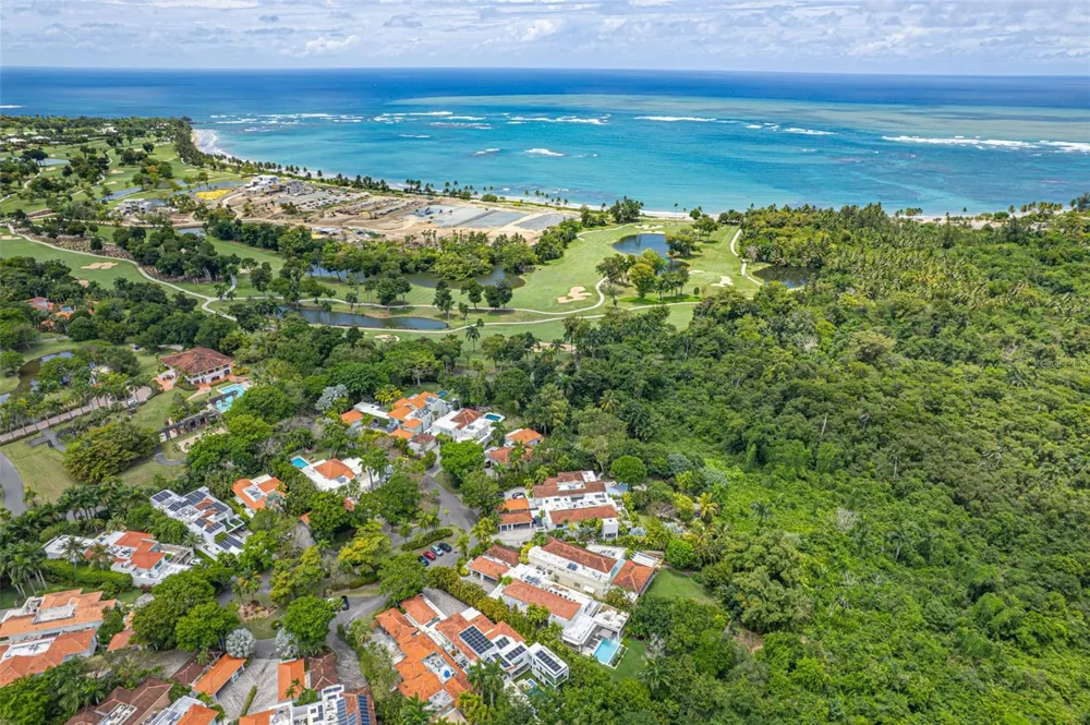 59 DORADO BEACH E Dorado, PR 00646