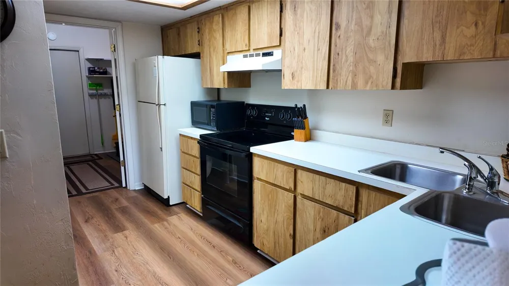 810 E GILCHRIST COURT #3B Hernando, FL 34442