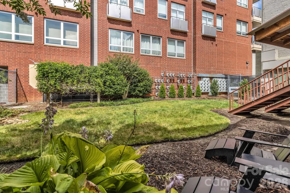 12 S Lexington Avenue #402 Asheville, NC 28801