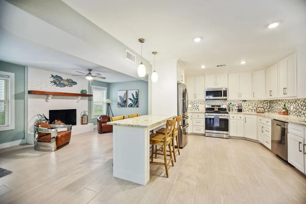 8 Las Brisas Place Port Lavaca, TX 77979