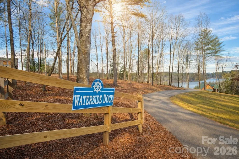 1144 Lakeside Way NW Valdese, NC 28690