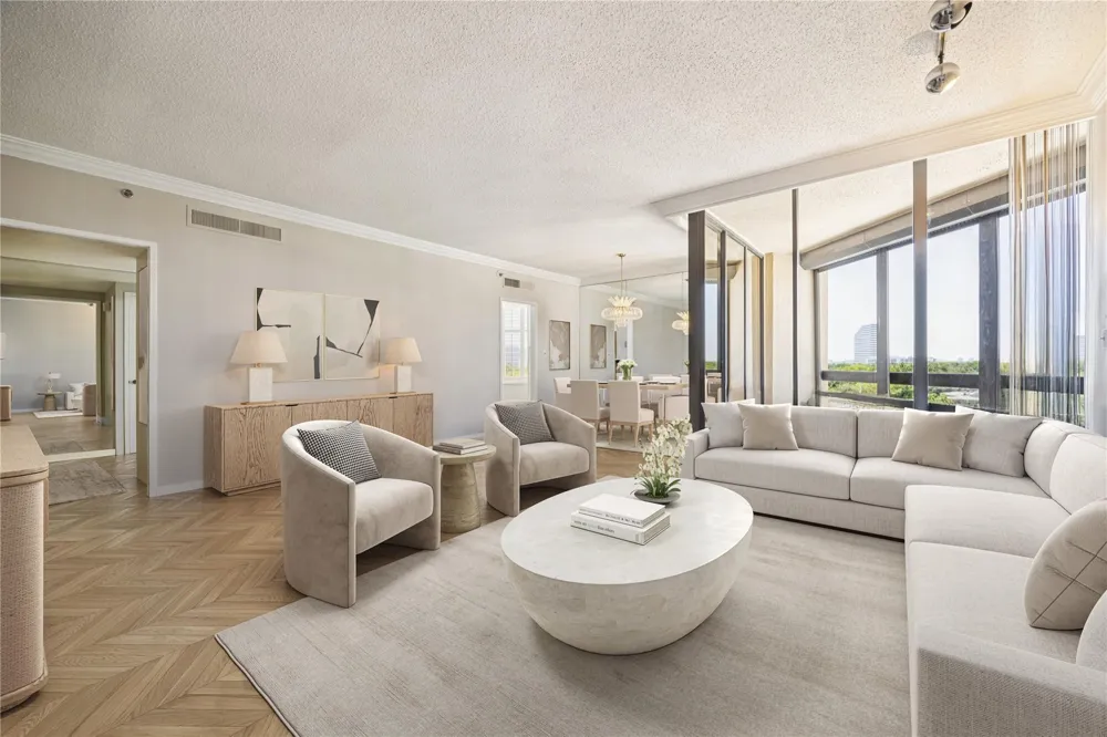 5555 Del Monte Drive #704