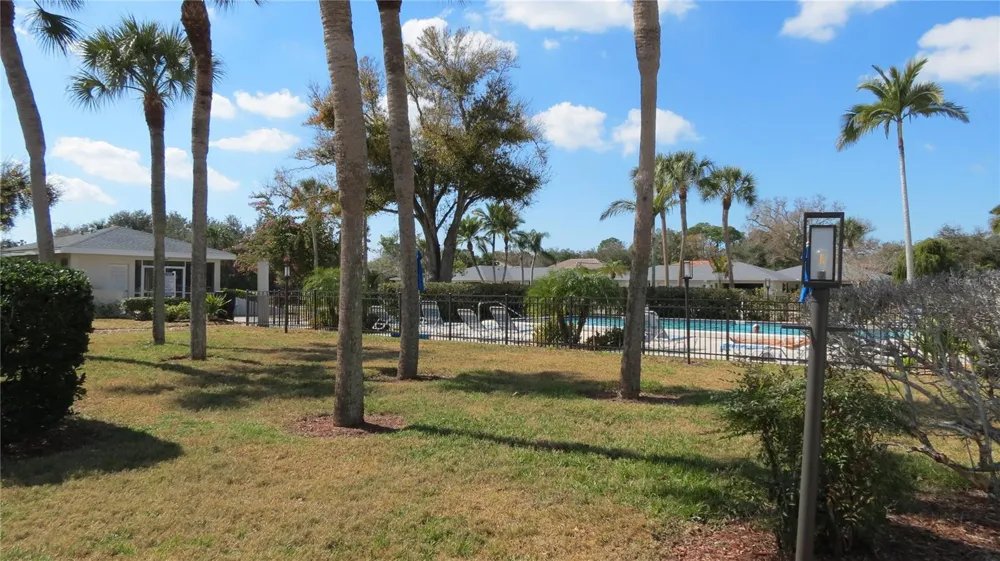 7193 W COUNTRY CLUB DRIVE #138 Sarasota, FL 34243
