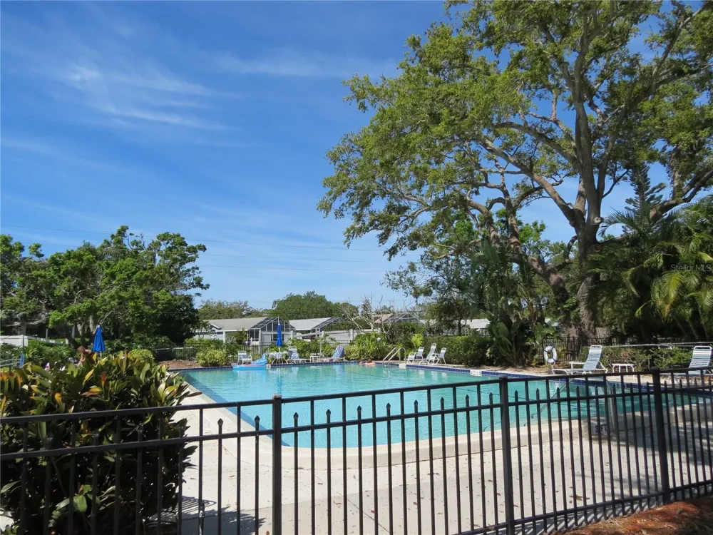 7193 W COUNTRY CLUB DRIVE #138 Sarasota, FL 34243